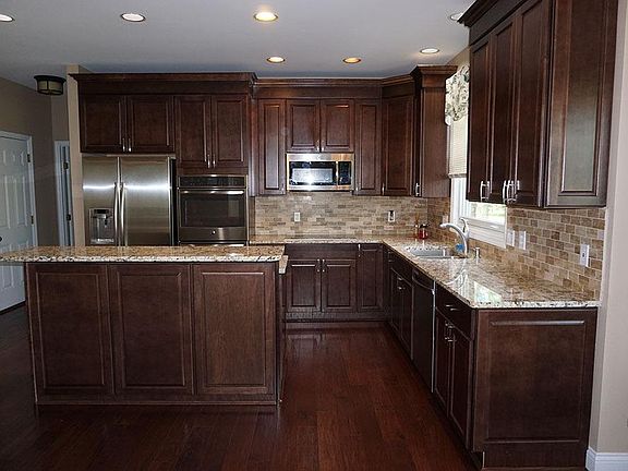 4th image of 6708 Miami Woods Dr