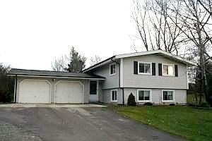1st image of 636 East Dr