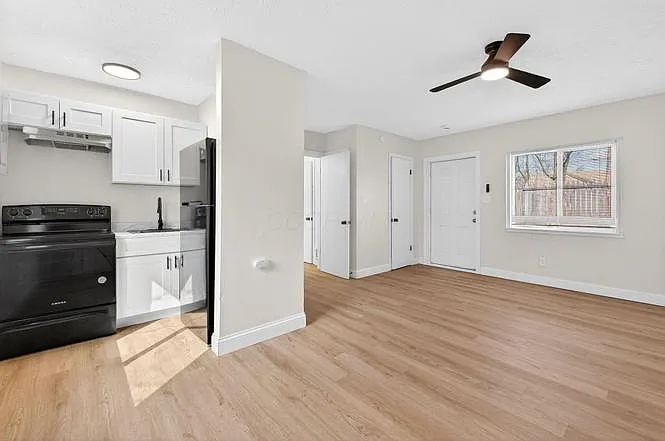 Studio, 450 sqft, $715 — Photo 3