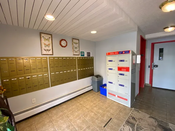 Chilliwack Landing Apartments, 9275 Mary St, Chilliwack, BC V2P 4H5