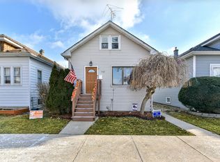 3523 N Oleander Ave, Chicago, IL 60634
