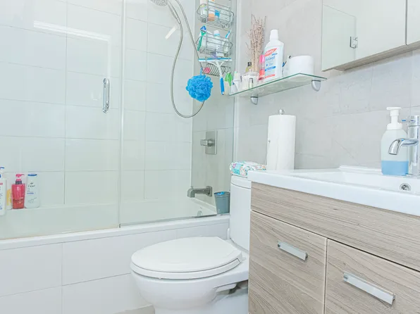 934 Jefferson Avenue image 24 of 36