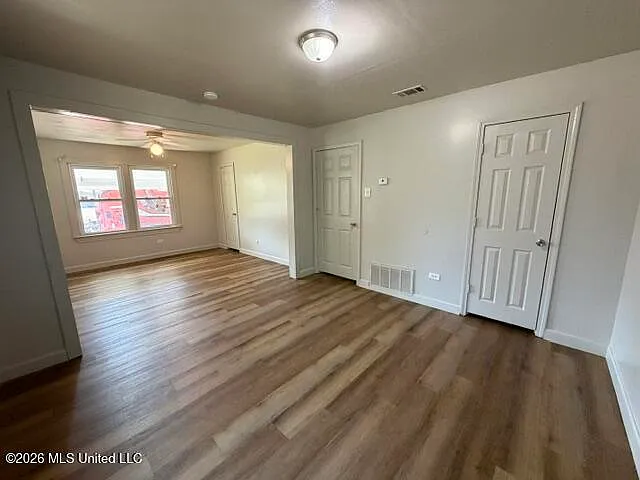 2203 26th St — Photo 20