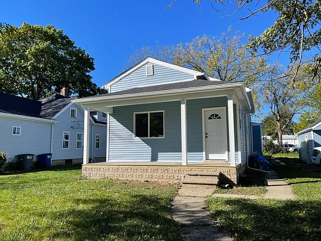 2 bed, 600 sqft, $1,050 — Photo 2