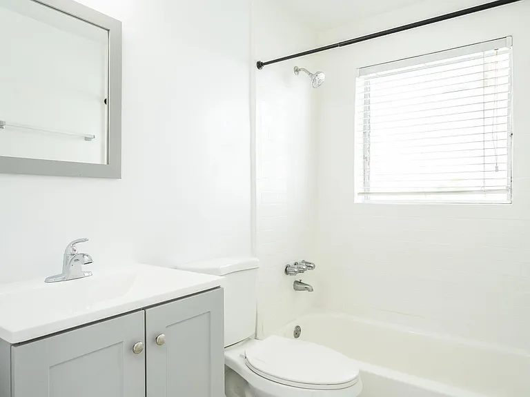 7927 East Dr #260 — Photo 24