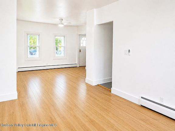 3rd image of 8 Hilton Place