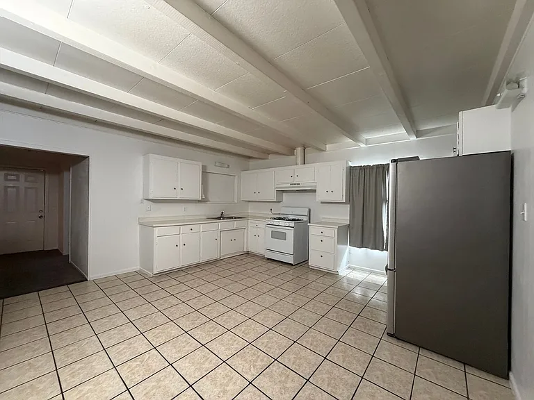 1440 Nancy St — Photo 27