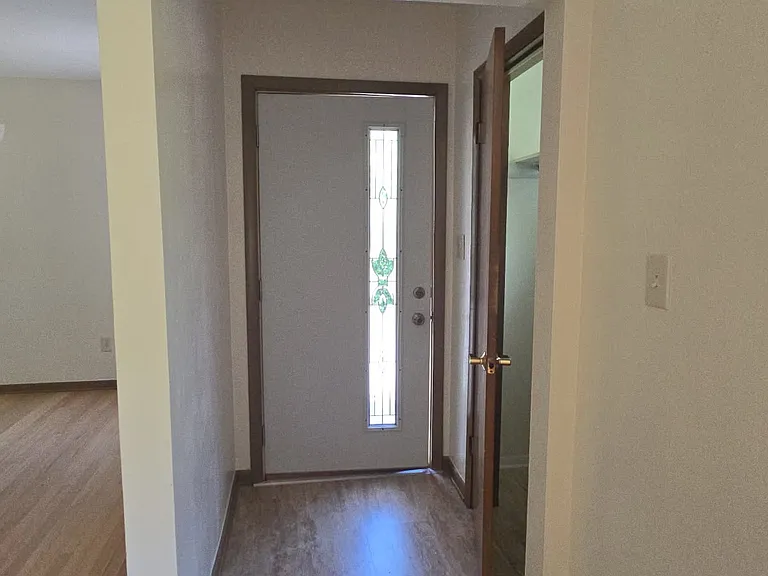 2315 S Lombardy Ln — Photo 14