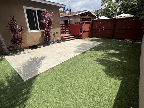 5th image of 136 Brightwood Ave #136A