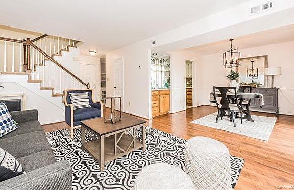 5th image of 6810 El Greco Ct