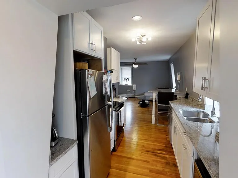 35 Church Ln #3 — Photo 2