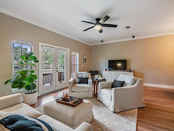 5th image of 415 BARCELONA DRIVE