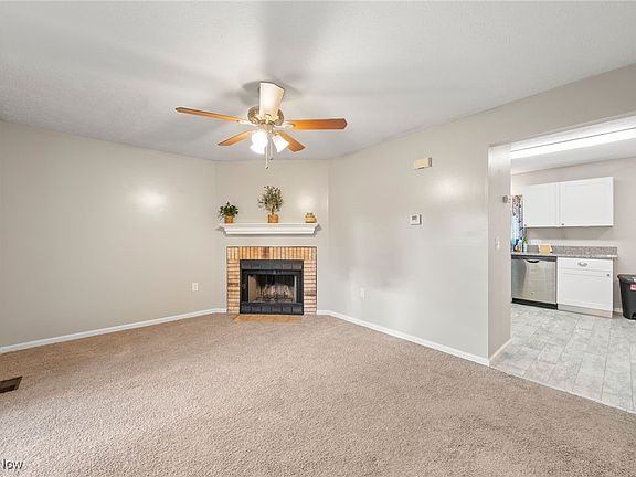 3rd image of 369 Quarter Horse Ln