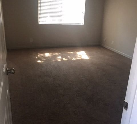 3rd image of 24422 Webster Ave Unit 11