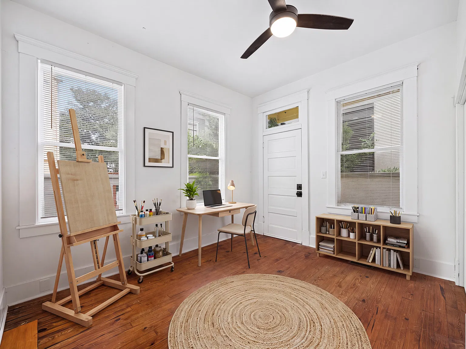 3 bed, 1400 sqft, $2,900 — Photo 4