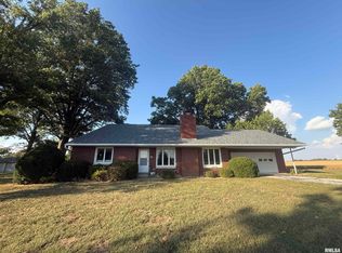 404 W Maple Ave, Ursa, IL 62376