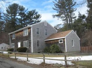 11 New Way Ln, Gloucester, MA 01930