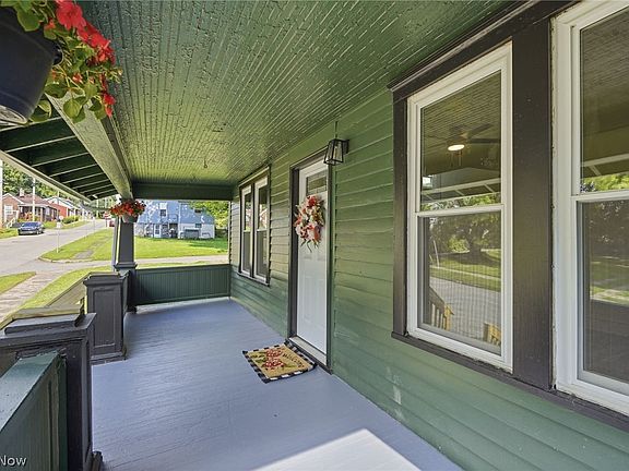 5th image of 824 Prospect Ave