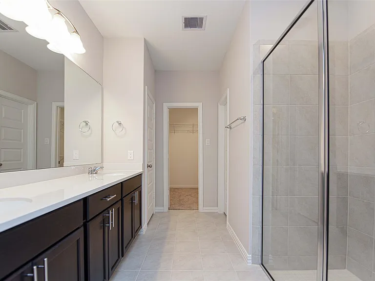 107 Silver Sky Ct — Photo 14