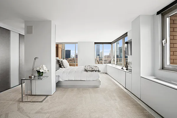 Rented by Douglas Elliman | media 2