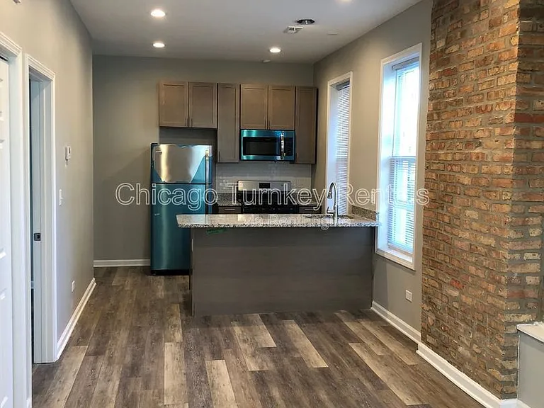 2951 W 25th St #2R — Photo 2