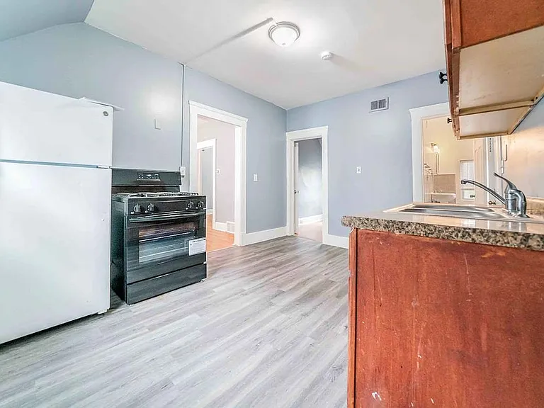 4310 Daisy Ave — Photo 81