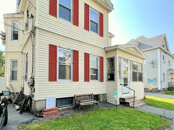 59 Huntington St, Lowell, MA 01852