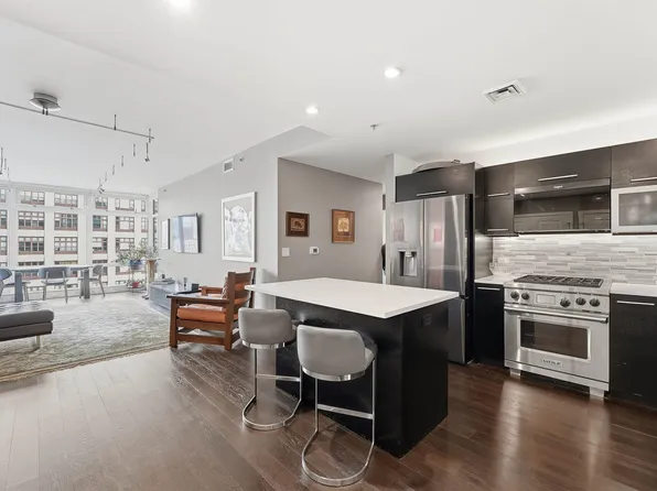 1450 Washington Street image 11 of 28