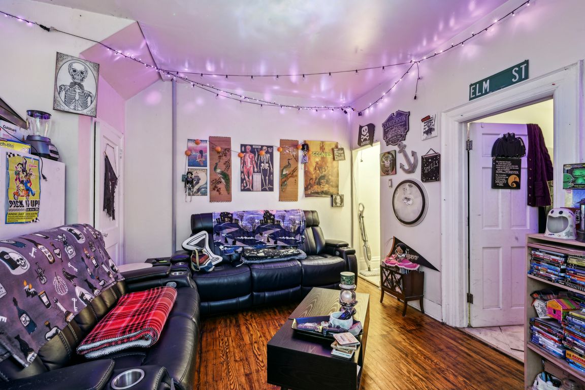 Catharine St-2905-009.jpg