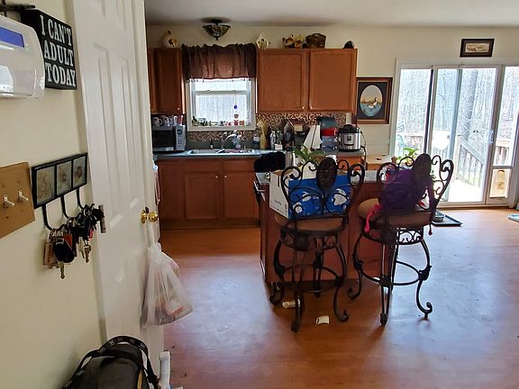 5th image of 719 Fawn Dr