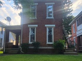 1 Bedroom Duplex Apartments