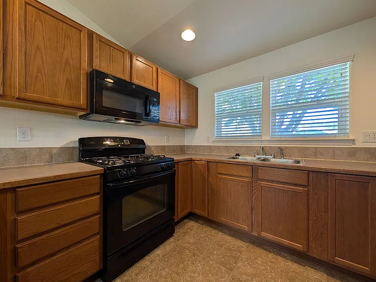 5791 Pumice Pl — Photo 3