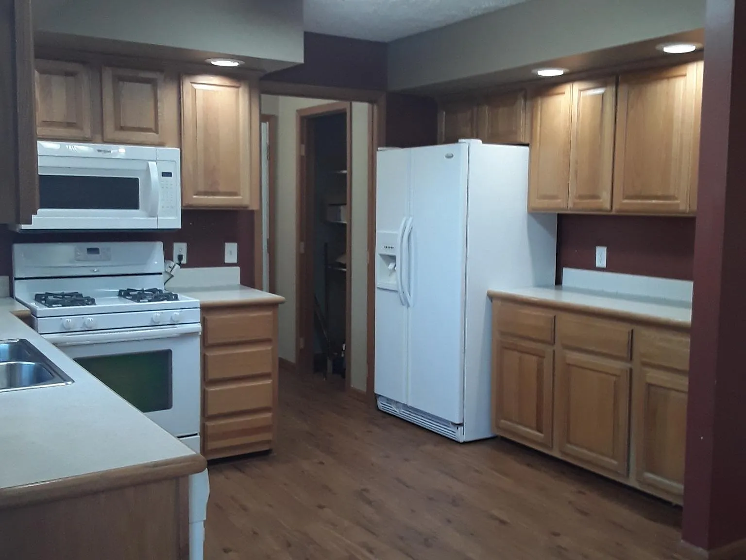 830 Hubble St — Photo 3