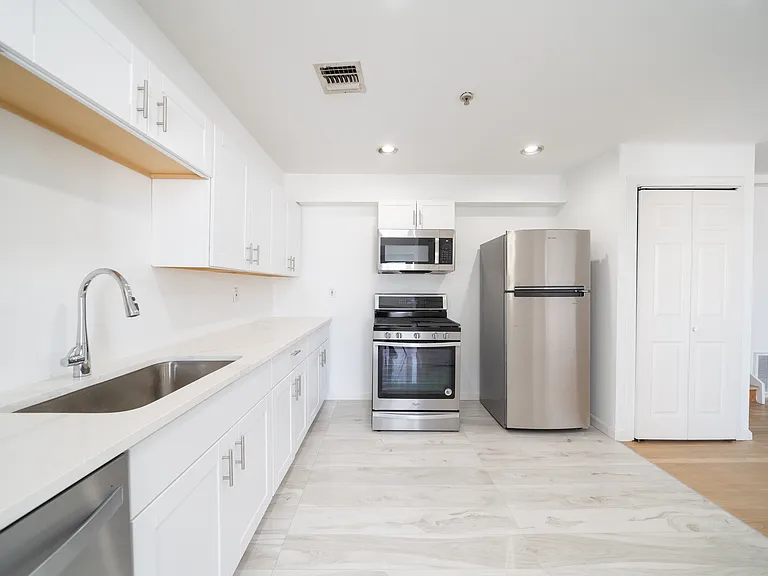 8909 Riverside Pl #1 — Photo 6