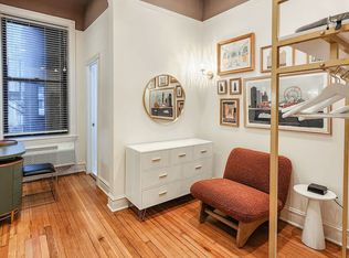 68 E Cedar St #ID1360091P, Chicago, IL 60611