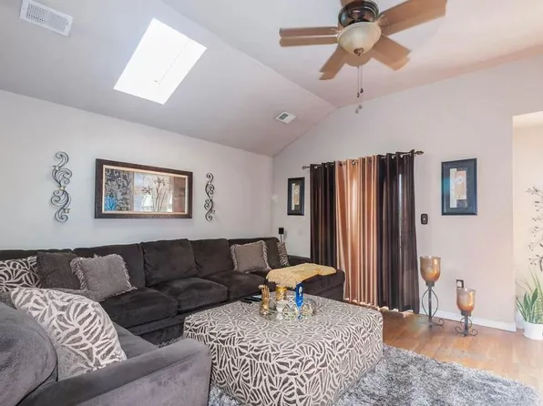 62 Virginia Ave Floor 2, Jersey City, NJ 07304