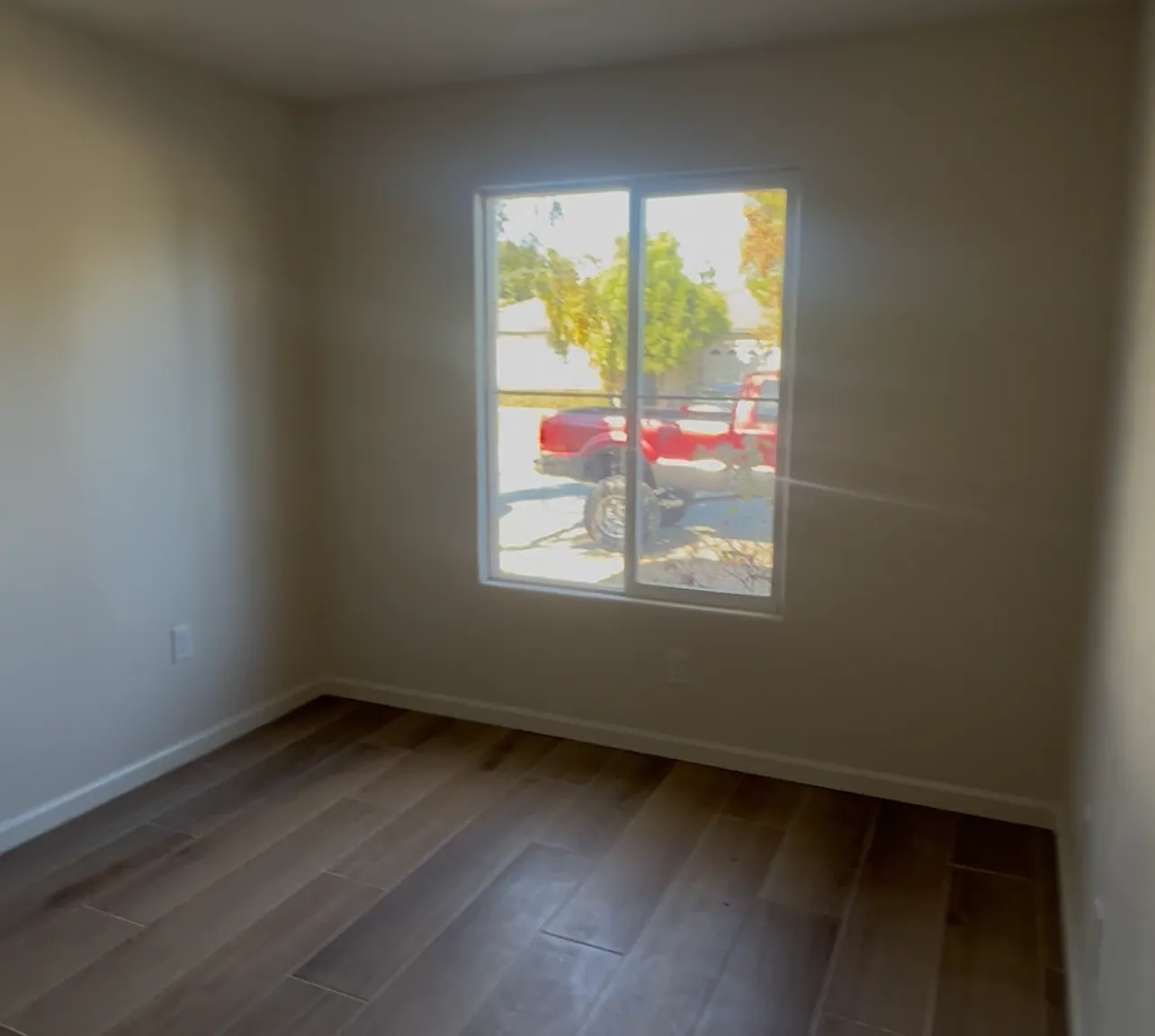 2 bed, 569 sqft, $2,750 — Photo 4