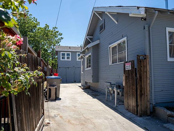 3rd image of 273 N 11th St