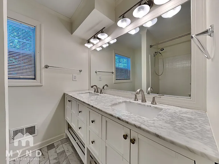305 Franklin Rd — Photo 23