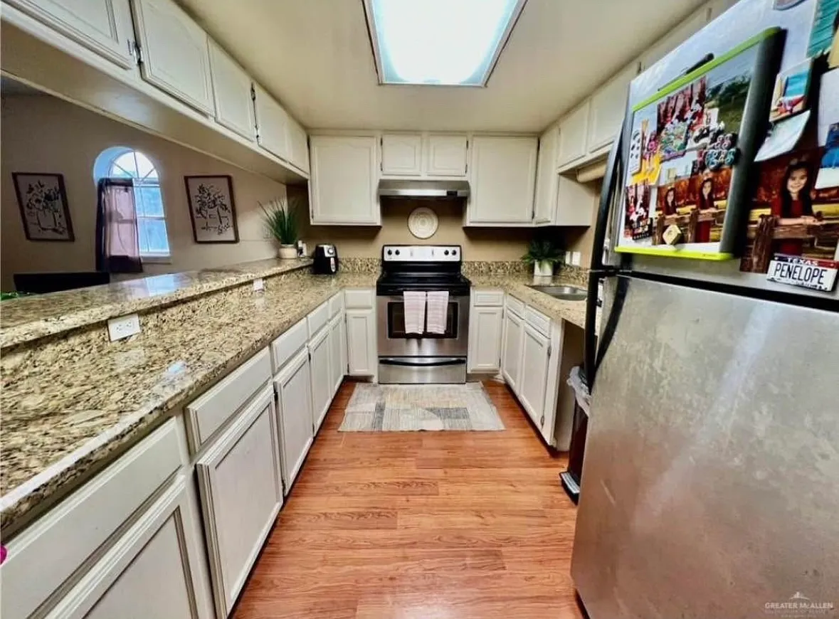 2 bed, 1333 sqft, $1,100 — Photo 4