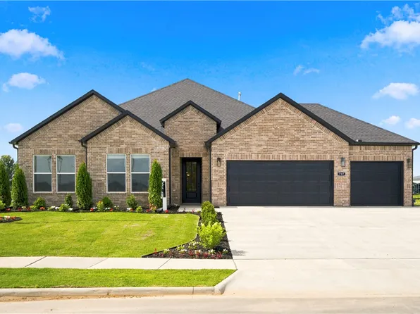 515 Renley St, Springdale, AR 72762
