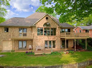 13325 Pomona Dr, Fenton, MI