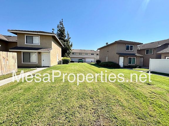 3rd image of 3250 Triumph Ln APT 4