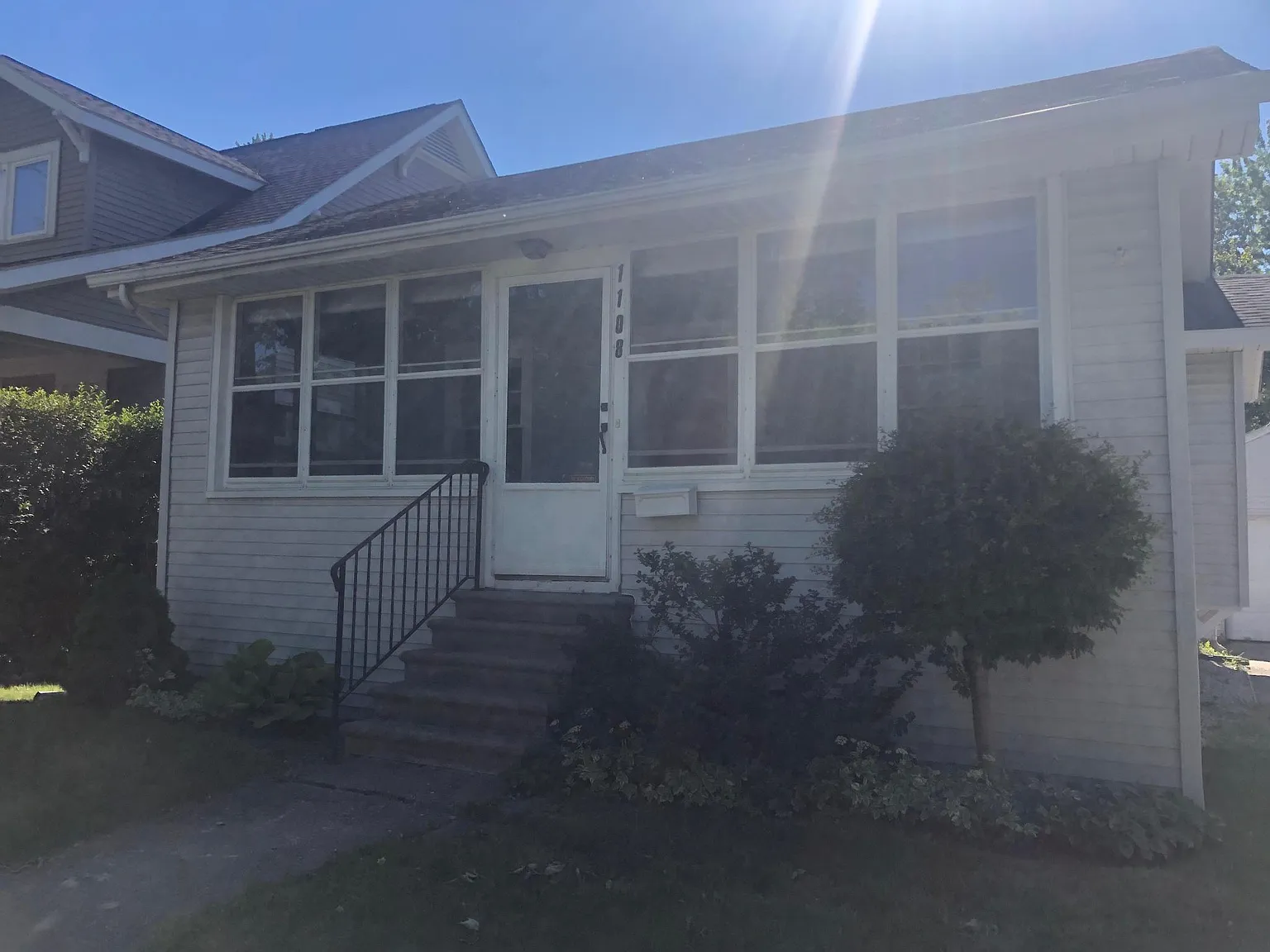 2 bed, 906 sqft, $1,650 — Photo 2