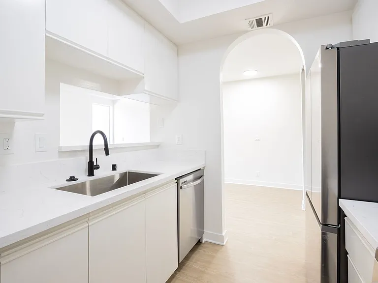 Welcome to 1616 Serrano Ave — Photo 19