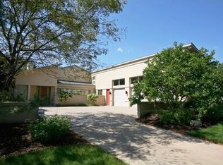 1420 Kingswood Ponds Rd, Eagan, MN 55122