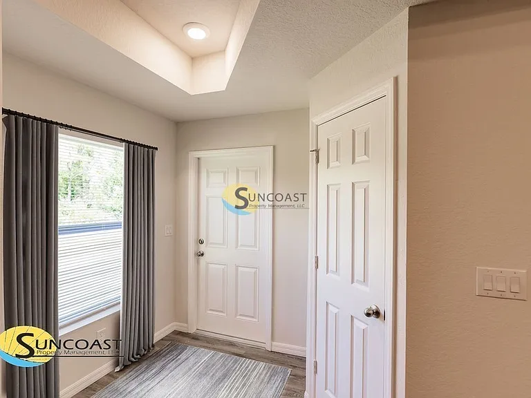 448 Tioga St — Photo 8