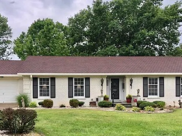 610 Golfview Ter, Lebanon, KY 40033