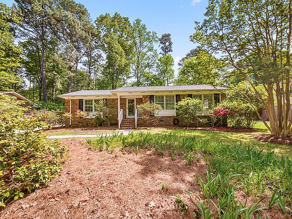 2nd image of 407 Overland Dr