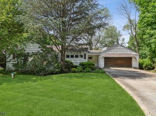 1562 Sussex Tpke, Randolph, NJ 07869